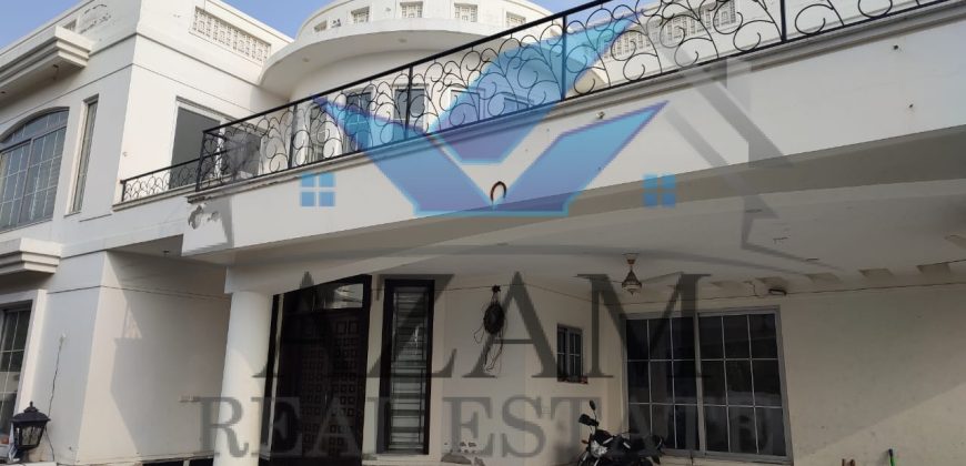 2 KANAL MODERN DESIGN HOUSE FOR SALE IN DHA PHASE 8 PARK VIEW