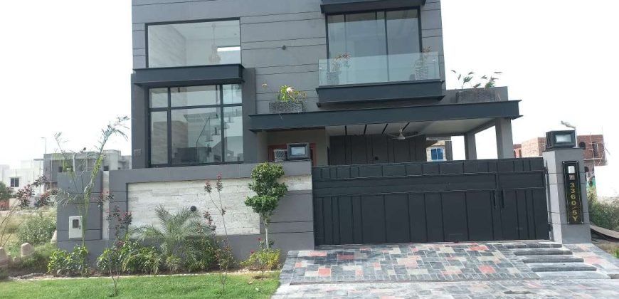 10 Marla beautiful house for Sale in DHA phase 7