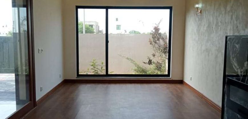 10 Marla modern design house for sale in DHA Phase 7
