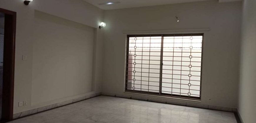 1 Kanal house for rent in DHA Phase 8 Ex Air Avenue