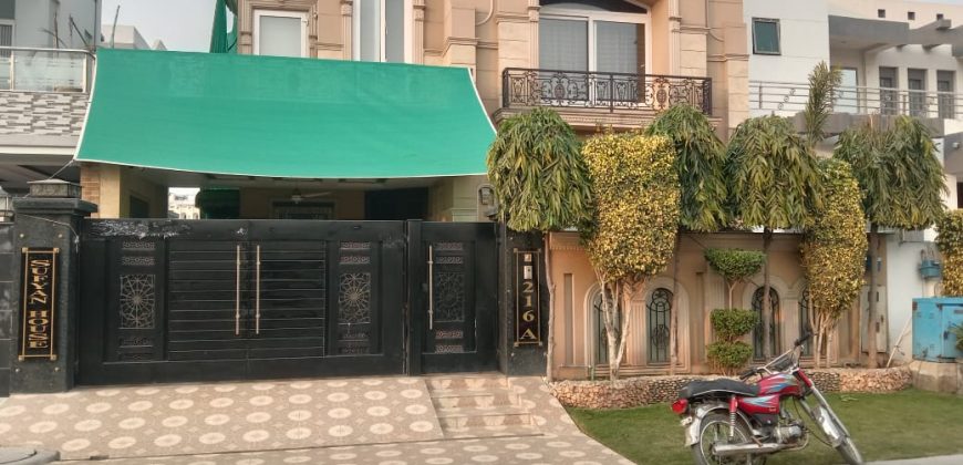 10 Marla house for sale in DHA Phase 8 near Eden City outclass location