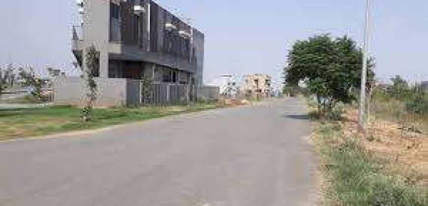 4 Marla Commercial plot for Sale in DHA Phase 8 Ex Air Avenue Block L