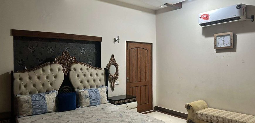 1 Kanal slightly used Upper Portion For Rent In DHA Phase 8 Air Avenue