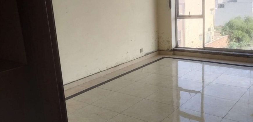 8 Marla commercial flat for rent in DHA Phase 8 near Eden City