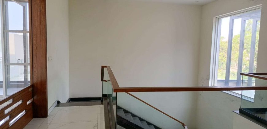 1 Kanal upper portion for rent in DHA Phase 8 Ex Park Avenue