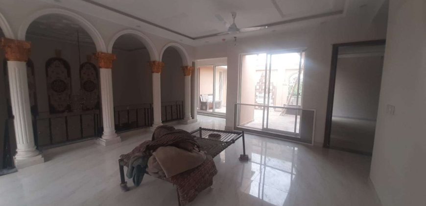 20 Marla upper portion for rent in DHA Phase 8 Ex Park View facing park