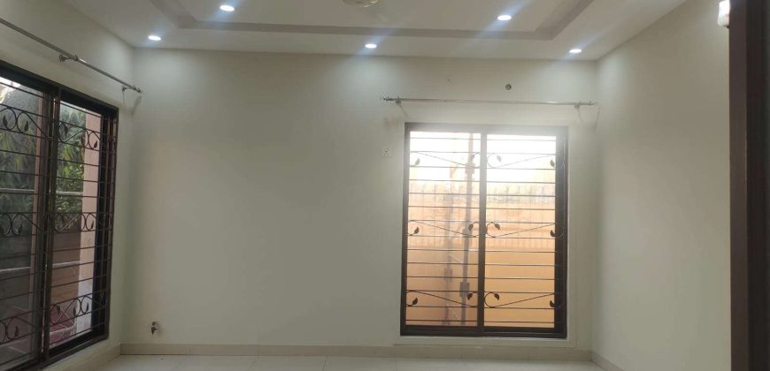 1 Kanal house for rent in DHA Phase 8 Eden City