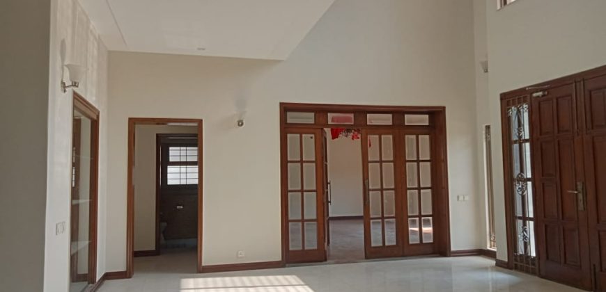 2 Kanal house for rent in DHA Phase 8 Ex Park View ideal location