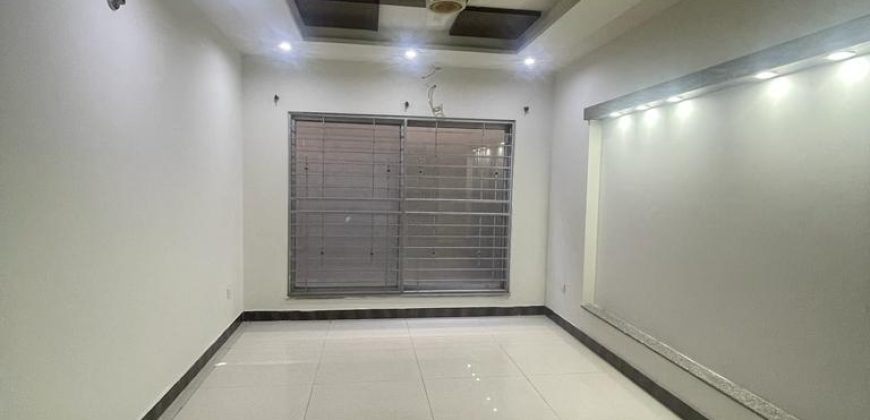 1 Kanal basement house 3 bed for rent in DHA Phase 6