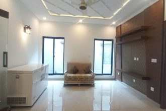 10 Marla upper potion for rent in DHA Phase 8 Ex Air Avenue
