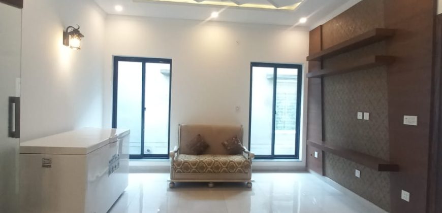 10 Marla upper potion for rent in DHA Phase 8 Ex Air Avenue