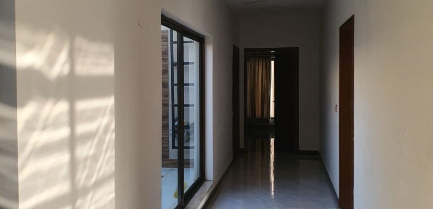 10 Marla upper potion for rent in DHA Phase 8 Ex Air Avenue