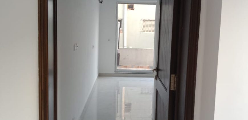 10 Marla house for rent in DHA Phase 8 Eden City