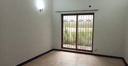 10 Marla house for sale in DHA Phase 8 Ex Park View