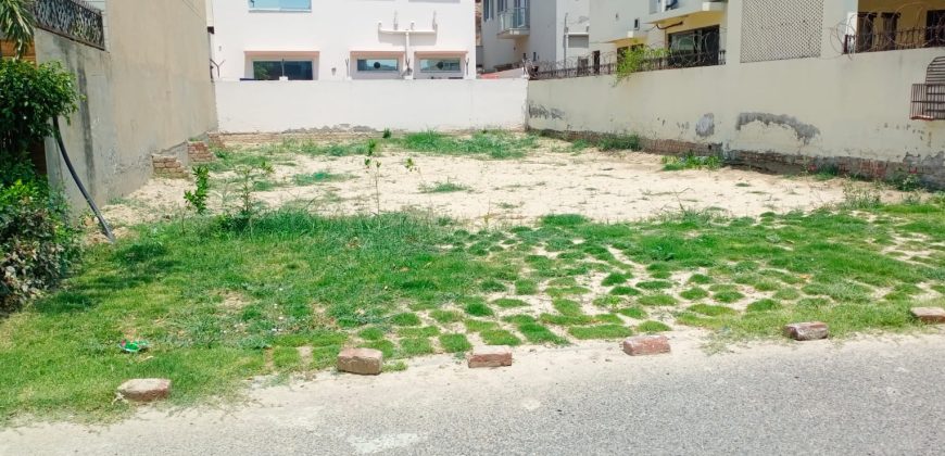 10 Marla residential plot for sale in DHA Phase 8 Ex Air Avenue