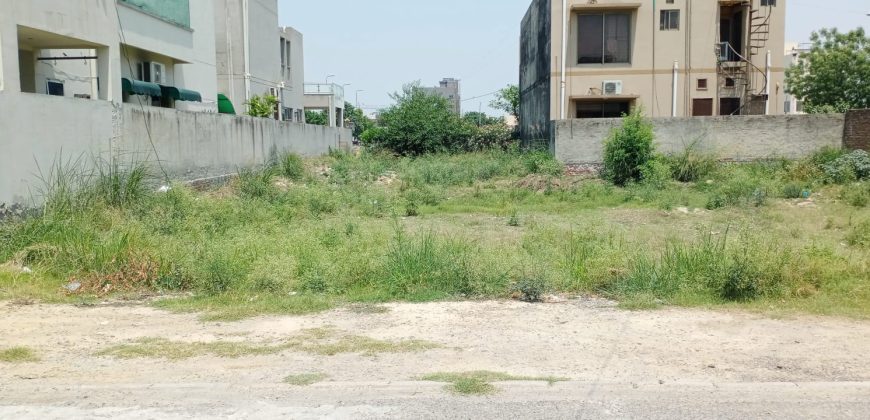 10 Marla residential plot for sale in DHA Phase 8 Ex Air Avenue