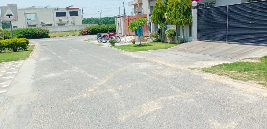 10 Marla residential plot for sale in DHA Phase 8 Ex Air Avenue