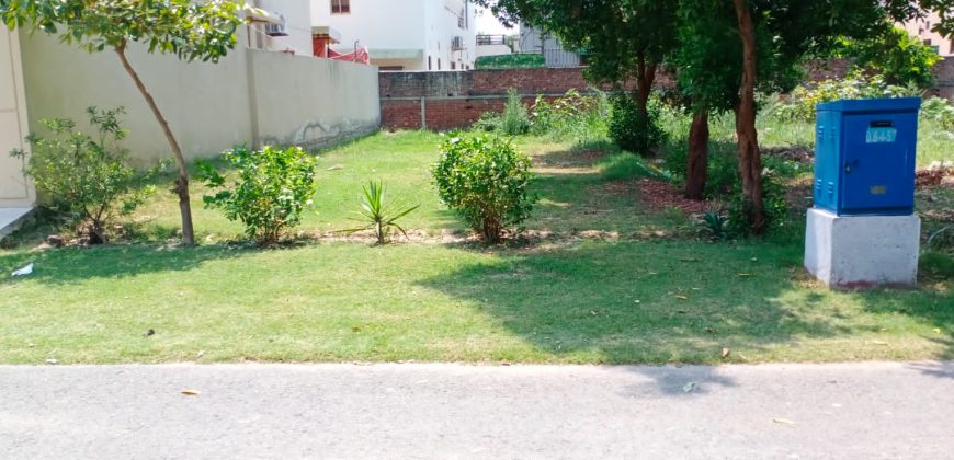 1 Kanal residential plot for sale in DHA Phase 7 outclass location