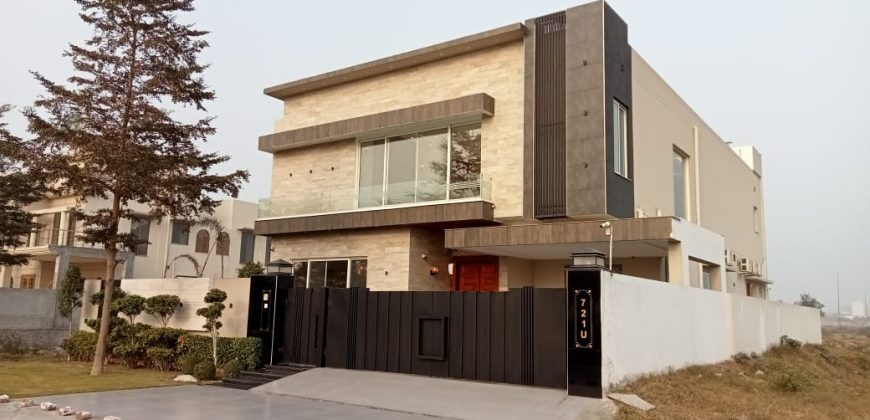 1 Kanal modern design basement house for sale in DHA Phase 8 Outclass location