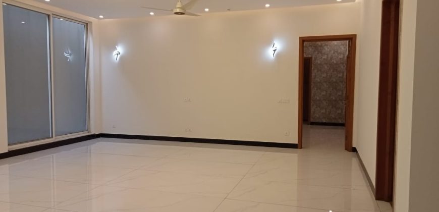 1 Kanal modern design basement house for sale in DHA Phase 8 Outclass location