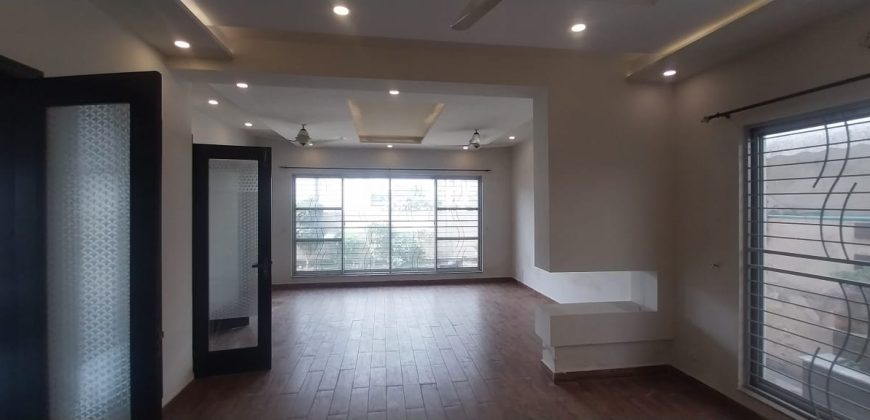 1 Kanal lower portion for rent in DHA Phase 8