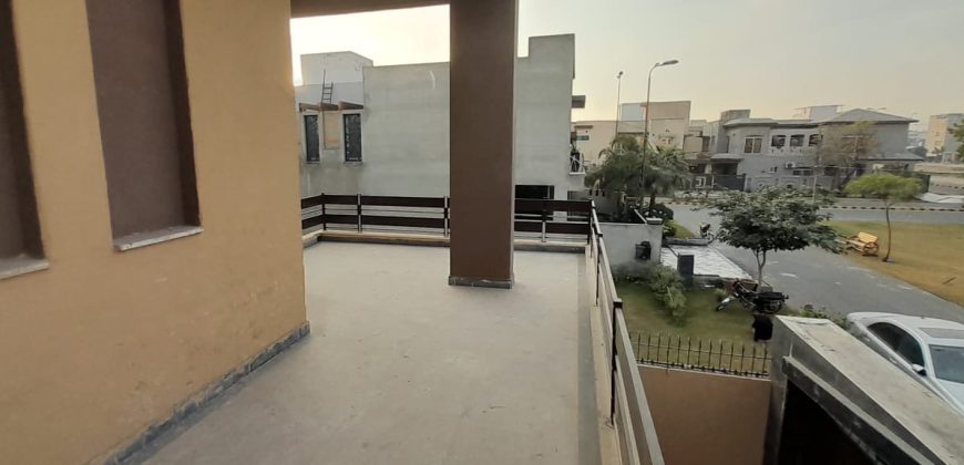 10 Marla upper portion for rent in DHA Phase 8 Eden City