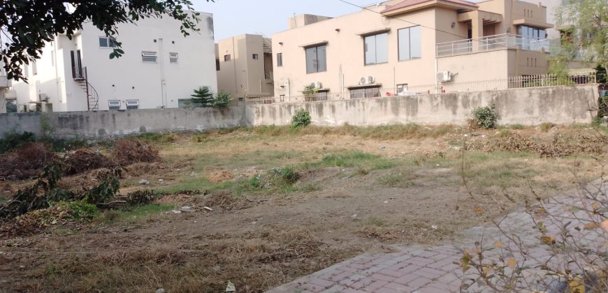 1 Kanal residential plot for sale in DHA Phase 7 Block Z