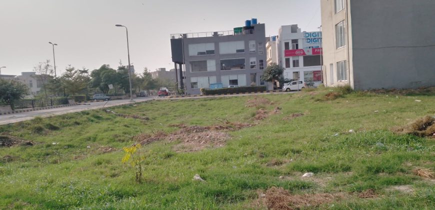 10 Marla facing park residential plot for sale in DHA Phase 8 Eden City Block C