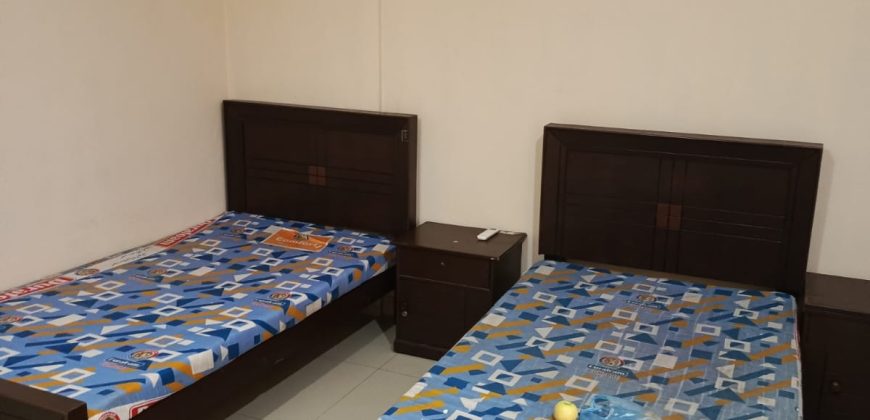 flat full furnished for rent in Paragon City (bachelors Students)