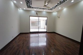 1 Kanal basement house for sale in DHA Phase 8 Eden City