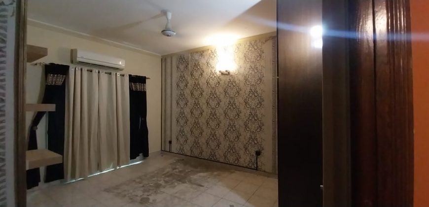 10 Marla beautiful house for rent in DHA Phase 8 Ex Park View