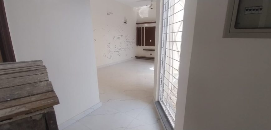 1 Kanal lower lock upper portion for rent in DHA Phase 8 Ex Air Avenue