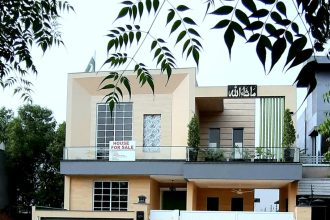 10 Marla Modern design house for sale in DHA Phase 8 Eden City