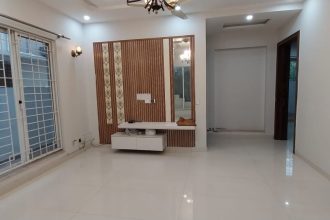 10 Marla house for rent in DHA Phase 8 Eden City