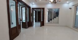 10 Marla house for rent in DHA Phase 8 Eden City