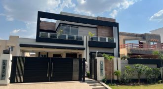 1 Kanal brand new house for sale in DHA Phase 8 Ex Air Avenue