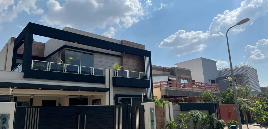 20 Marla beautiful house for rent in DHA phase 8 Ex Air Avenue