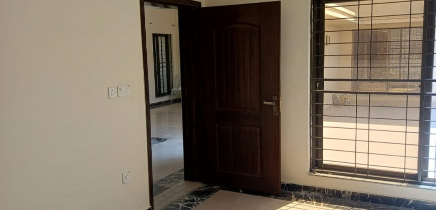 1 Kanal upper portion for rent in DHA Phase 7 Block T