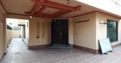 10 Marla house for sale in DHA Phase 8 Ex Air Avenue