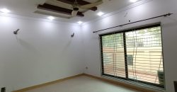 10 Marla house for sale in DHA Phase 8 Ex Air Avenue