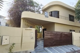 14.5 Marla house for sale in DHA Phase 8 Ex Air Avenue Block M