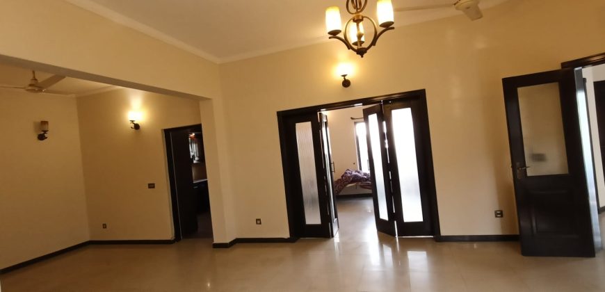 14.5 Marla house for sale in DHA Phase 8 Ex Air Avenue Block M