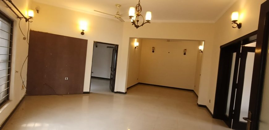 14.5 Marla house for sale in DHA Phase 8 Ex Air Avenue Block M