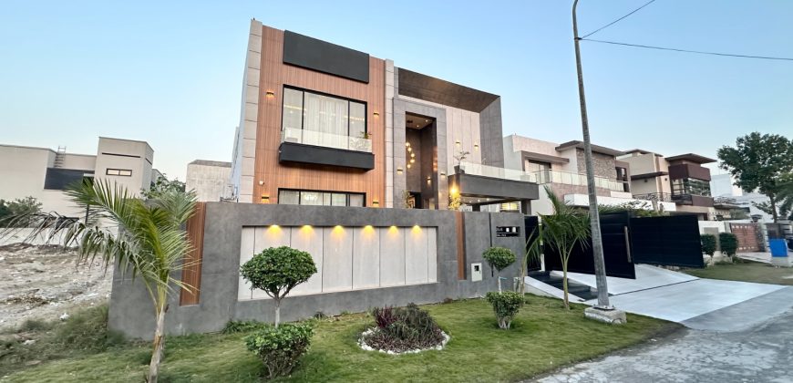 1 Kanal Modern design house for sale in DHA Phase 8 Ex Air Avenue