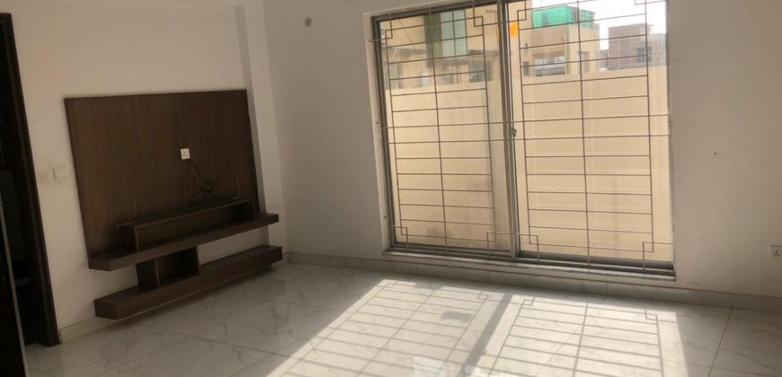 1 Kanal house for rent in DHA Phase 8 Eden City Reasonable price